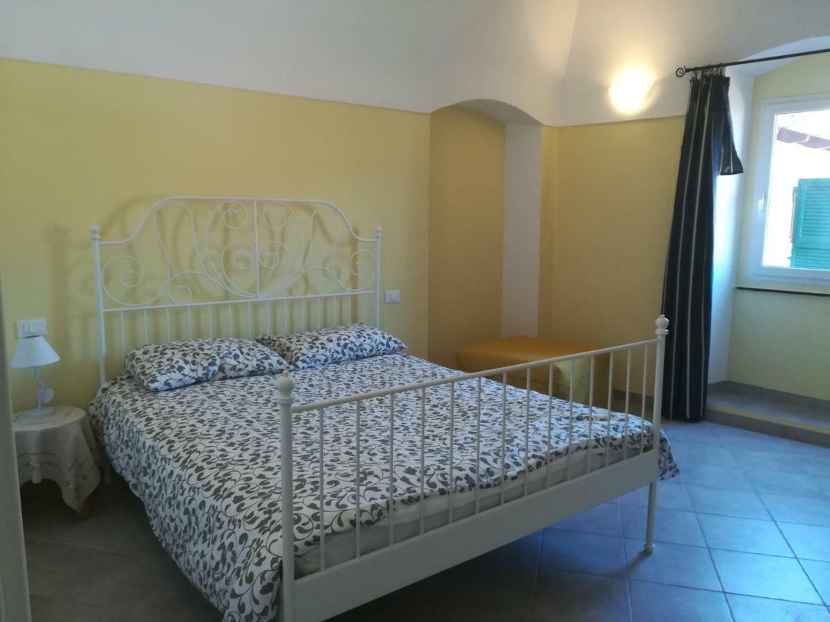 Appartamento i fiori di santo stefano Santo Stefano al Mare Esterno foto